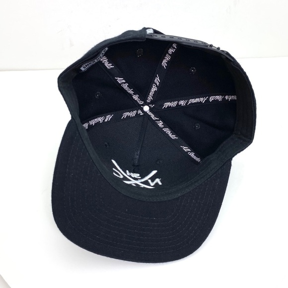 SNKR Head SH X NYC Logo Baseball Hat In Black - Picture 8 of 8